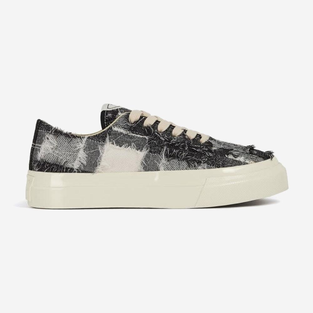 Low Tops Sneaker