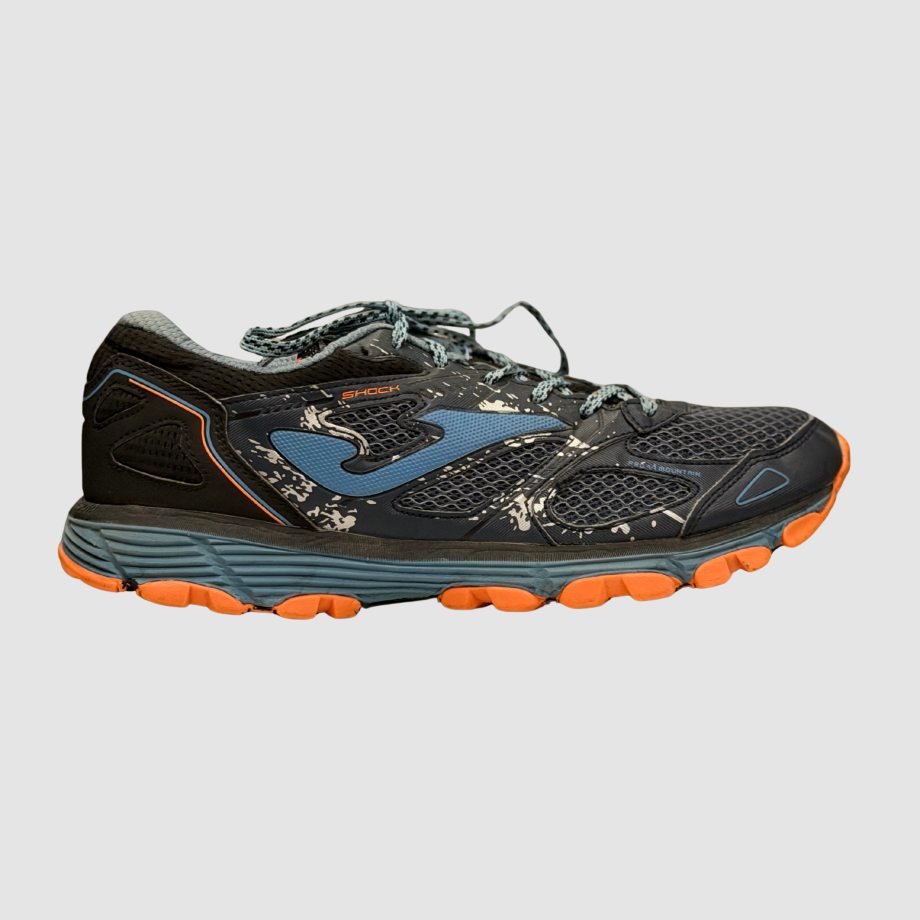 Joma Shock trail running shoe
