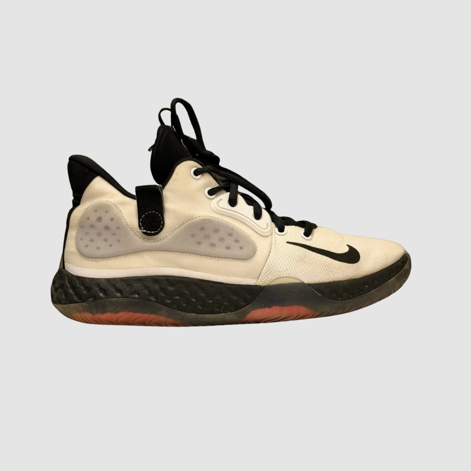 Nike KD Trey 5 VII basketball shoe