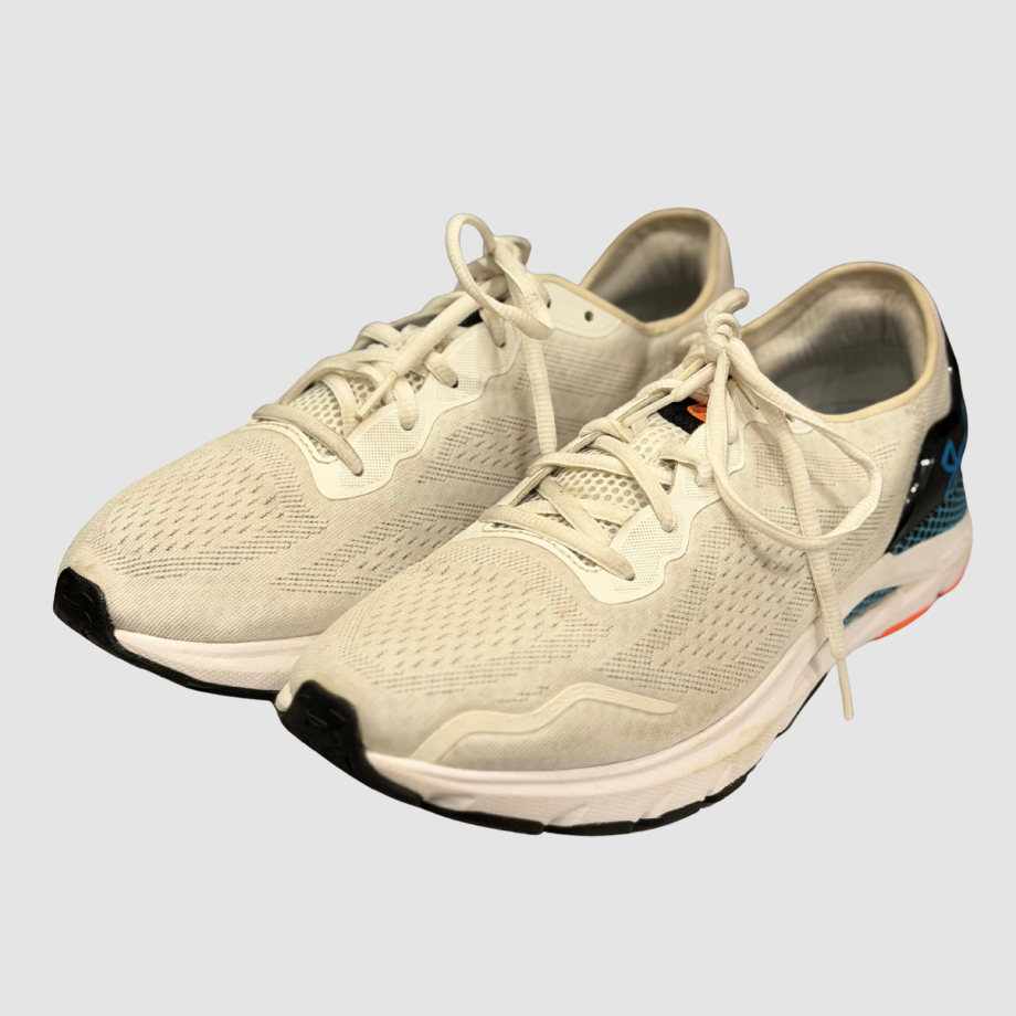 Under Armour HOVR Sonic 6 running shoe