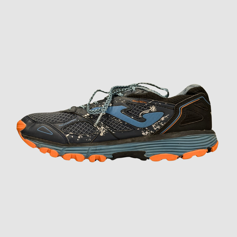 Joma Shock trail running shoe