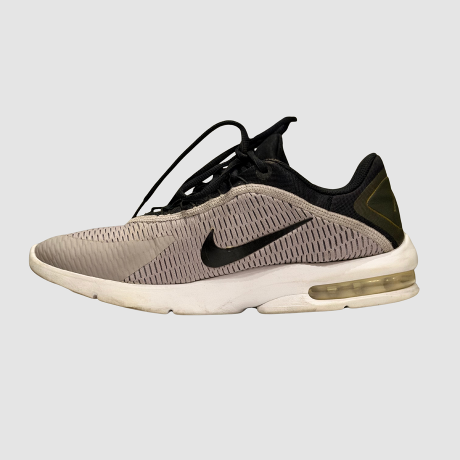 Nike Air Max Advantage 3 running shoe 