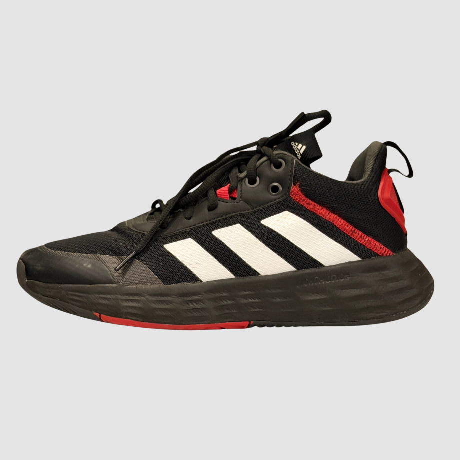 Adidas Own the Game 2.0